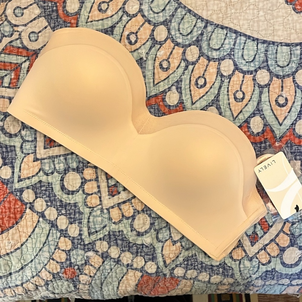 LIVELY strapless wireless bras